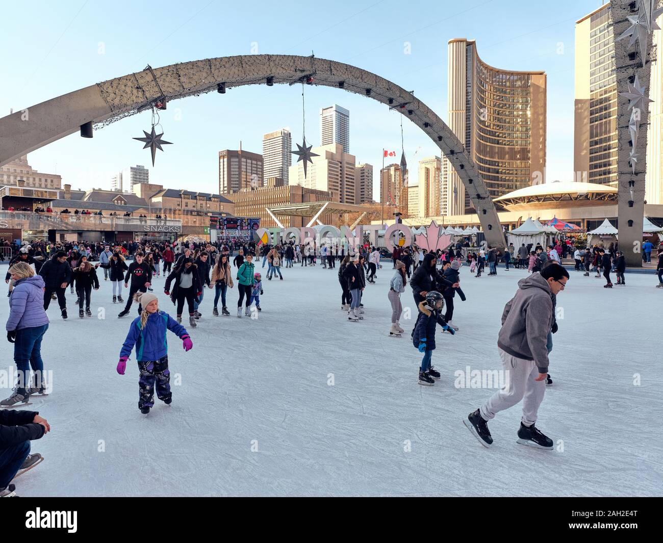 Nathan Phillips Square skating Stock Photo Alamy