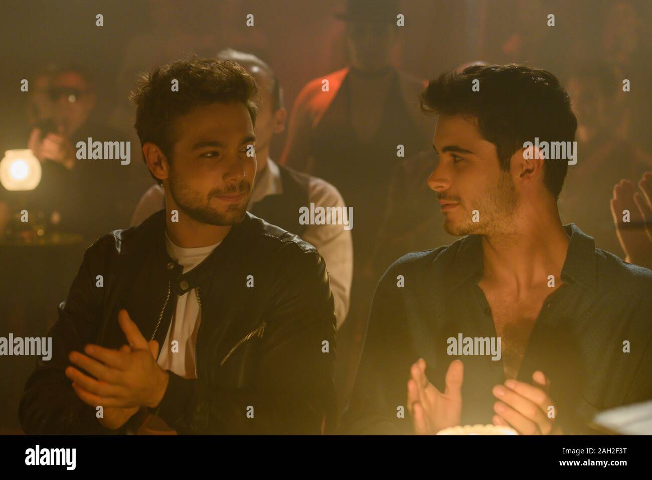 CARLOS CUEVAS and DAVID SOLANS in MERLÍ: SAPERE AUDE (2019). Credit:  MOVISTAR+ / Album Stock Photo - Alamy