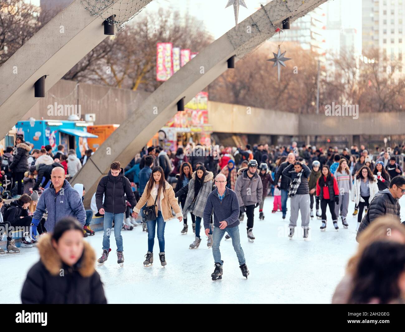 Nathan Phillips Square skating Stock Photo Alamy