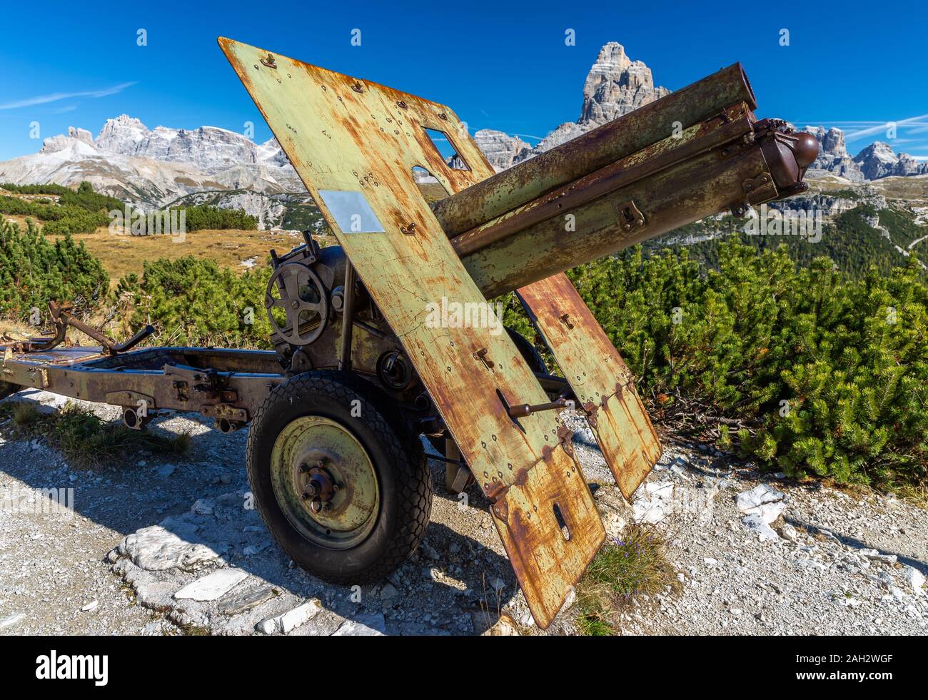 Cannon of World War One on Monte Piana, Dolomites Stock Photo