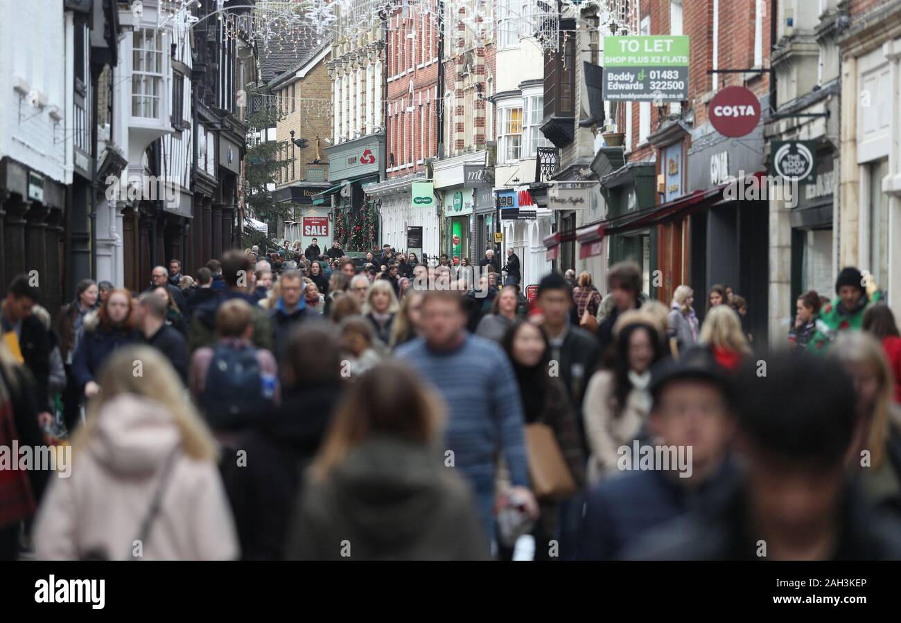 Winchester high street christmas hi-res stock photography and images ...