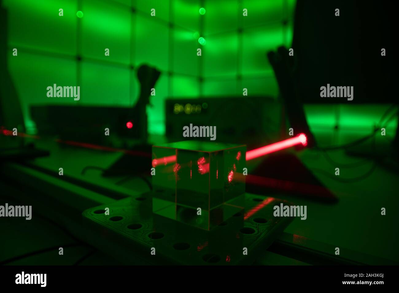 laser beam in optical laboratory Stock Photo - Alamy
