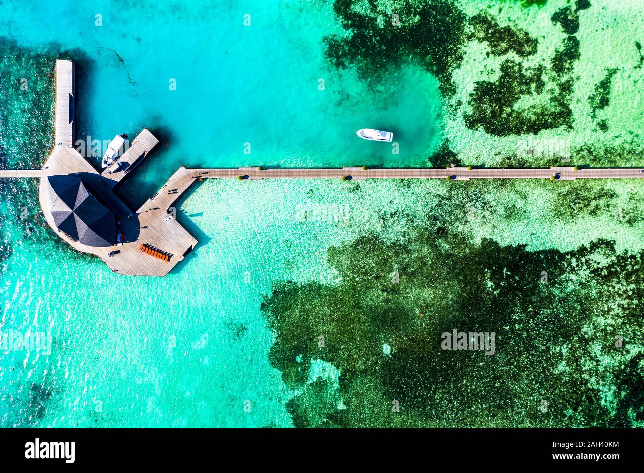 Maldives, South Male Atoll, Aerial view of resort on sea Stock Photo