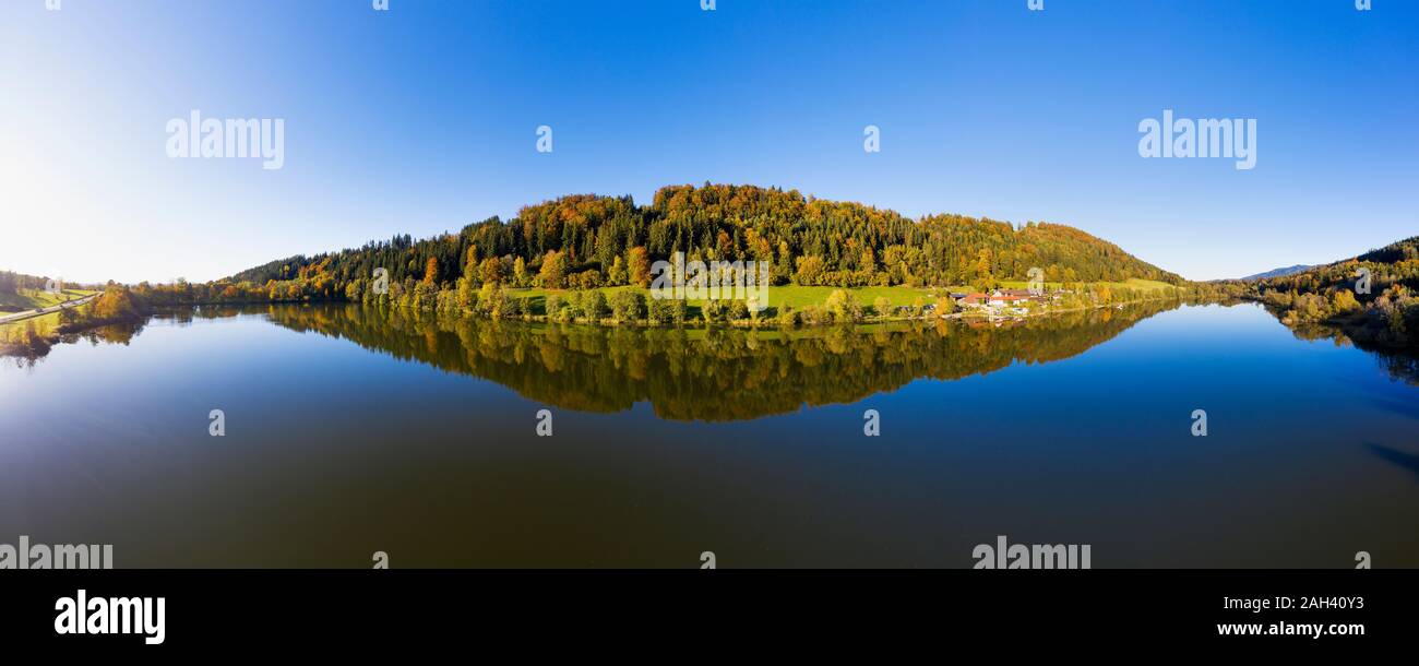 Germany, Bavaria, Upper Bavaria, Toelzer Land, Artificial lake Stallauer Weiher Stock Photo