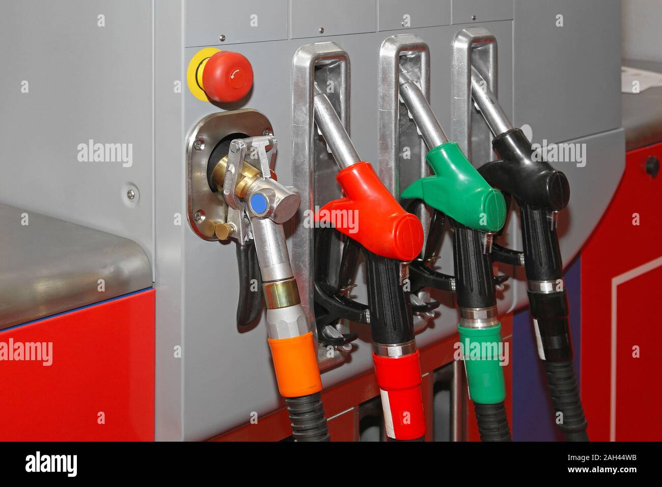 Fueling station with CNG natural gas alternative Stock Photo Alamy