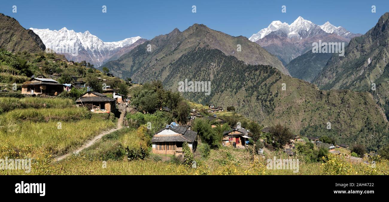 Dobang with Dhaulagiri mountains, Dhaulagiri Circuit Trek, Himalaya, Nepal Stock Photo