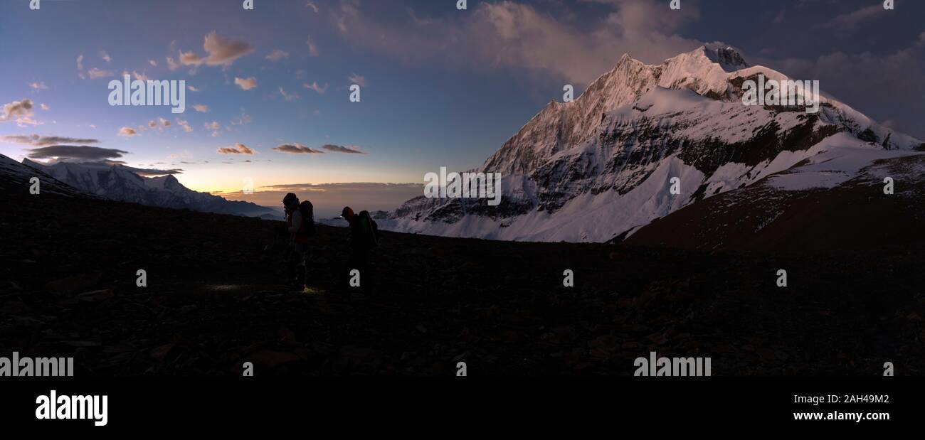 Dhaulagiri Circuit Trek, Dhampus Peak, Himalaya, Nepal Stock Photo