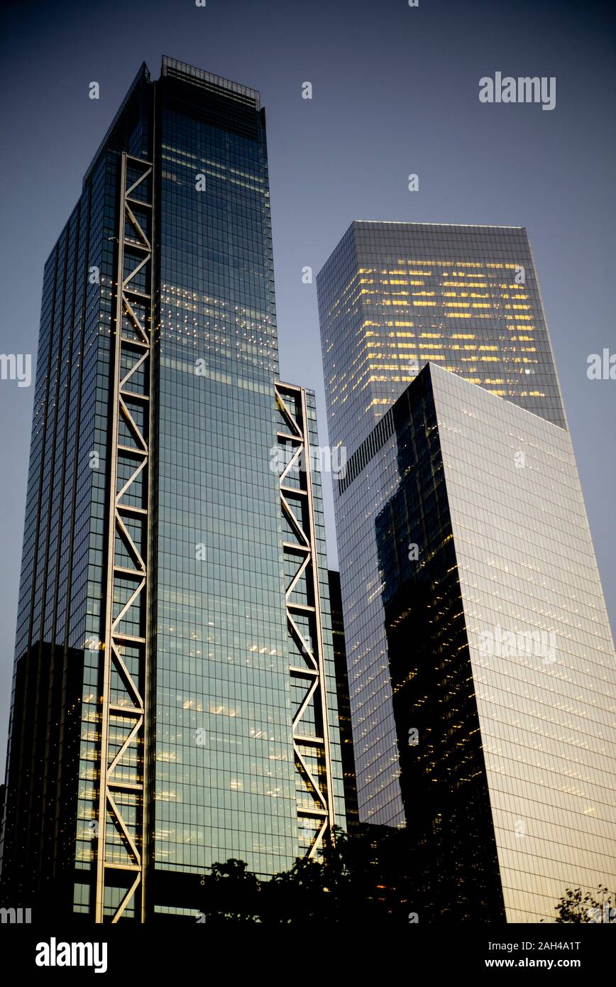 City tall hi-res stock photography and images - Alamy