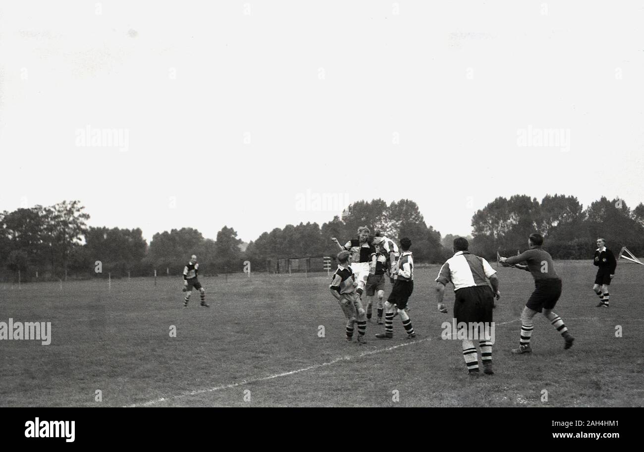 Football players in 1950s hires stock photography and images Alamy