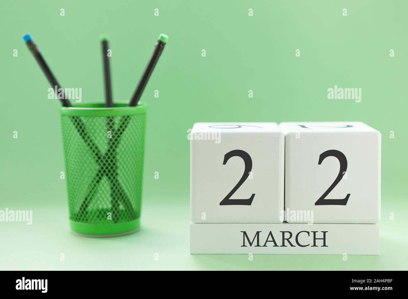 March 22 Spring March 22 calendar sign hi-res stock photography and images - Alamy