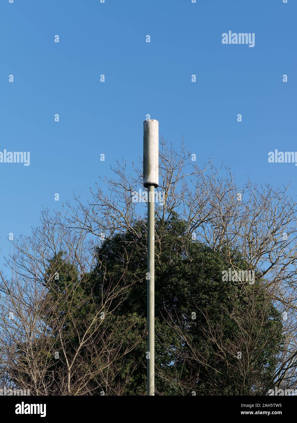 Street Lamp Pole Tower for Cellular Mobile Phone Communication. Camouflage  Wireless Station Stock Photo - Alamy