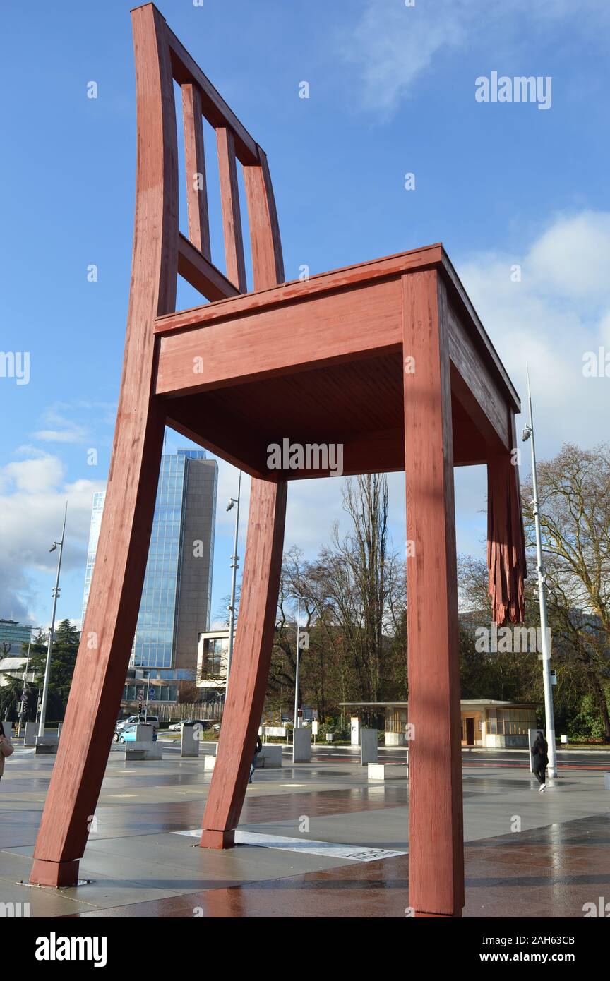 Switzerland geneva giant chair broken hires stock photography and