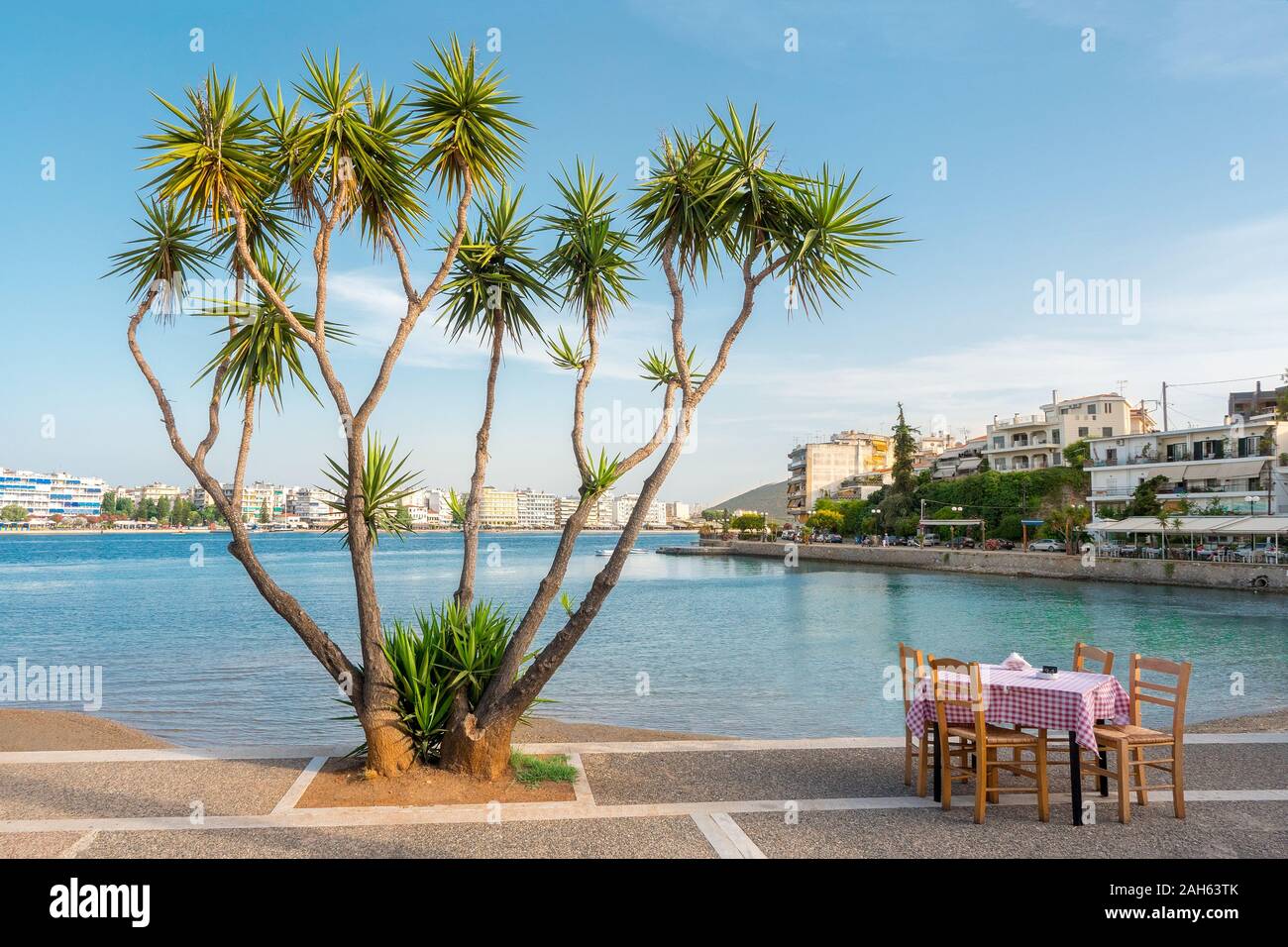 Chalkida, Evia island, Greece. Travel ideas. Greek islands, with its unique  beauty, looking out towards the Aegean Sea. Cafe in Chalkida city with view  on Aegean sea Stock Photo - Alamy