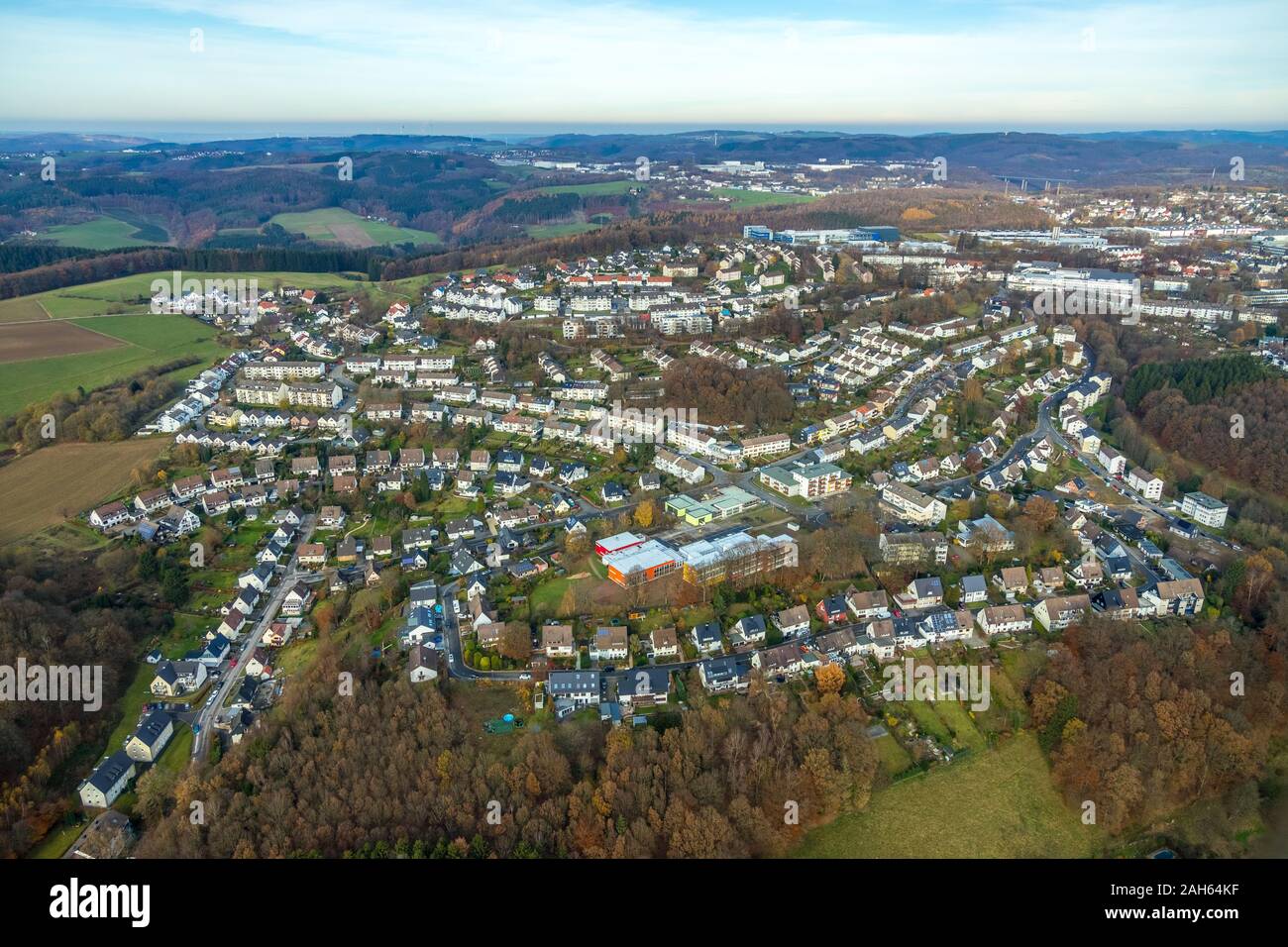 Aerial photograph, Hohe Steinert, Community Primary School Lösenbach, Lüdenscheid, Schubertstraße, Märkischer Kreis, Sauerland, North Rhine-Westphalia Stock Photo