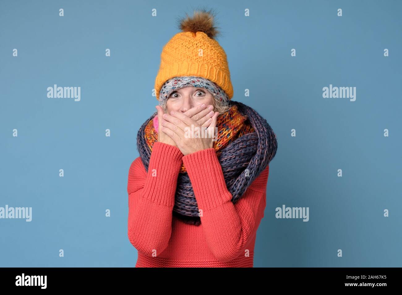 Mature blonde woman surprised expression hi-res stock photography and ...
