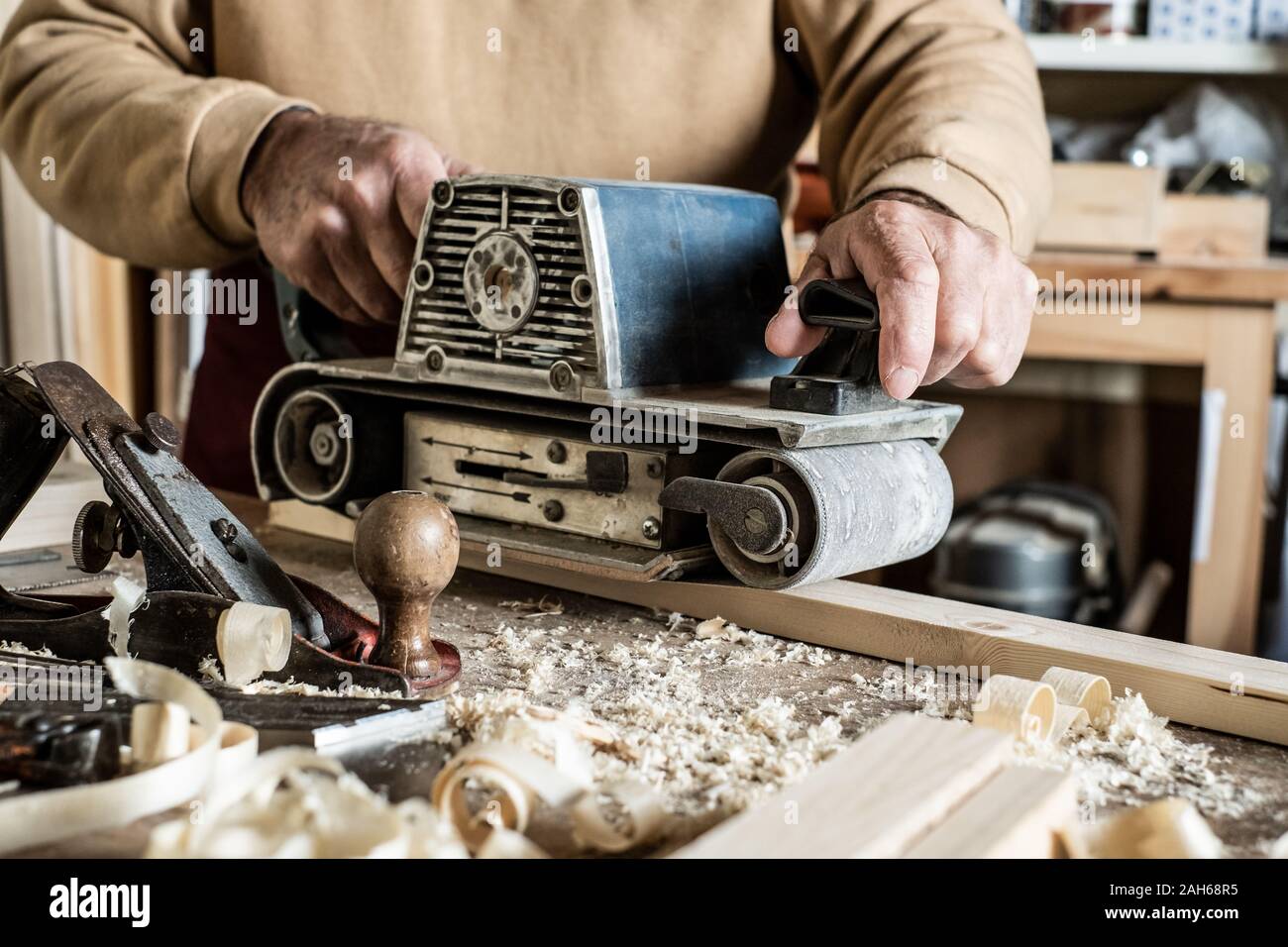Workshop belt sander deals