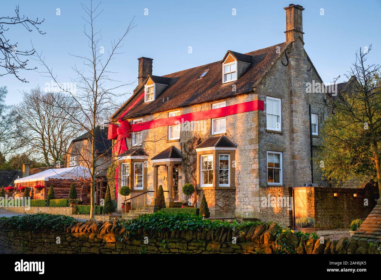 Dormy House Hotel & Spa red ribbon and lights early christmas day