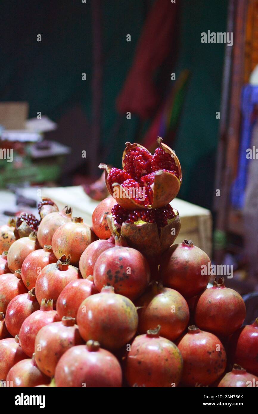 Pomegranate fruit in Indian market Stock Photo Alamy