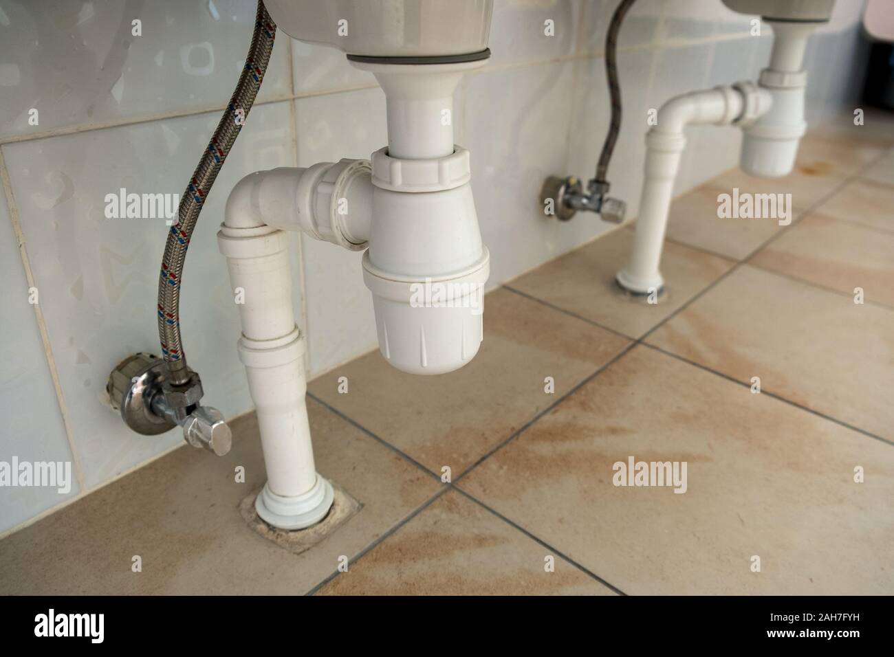 Close Up Of White Plastic Pipe Drain Under Washing Sink In Bathroom Stock Photo Alamy