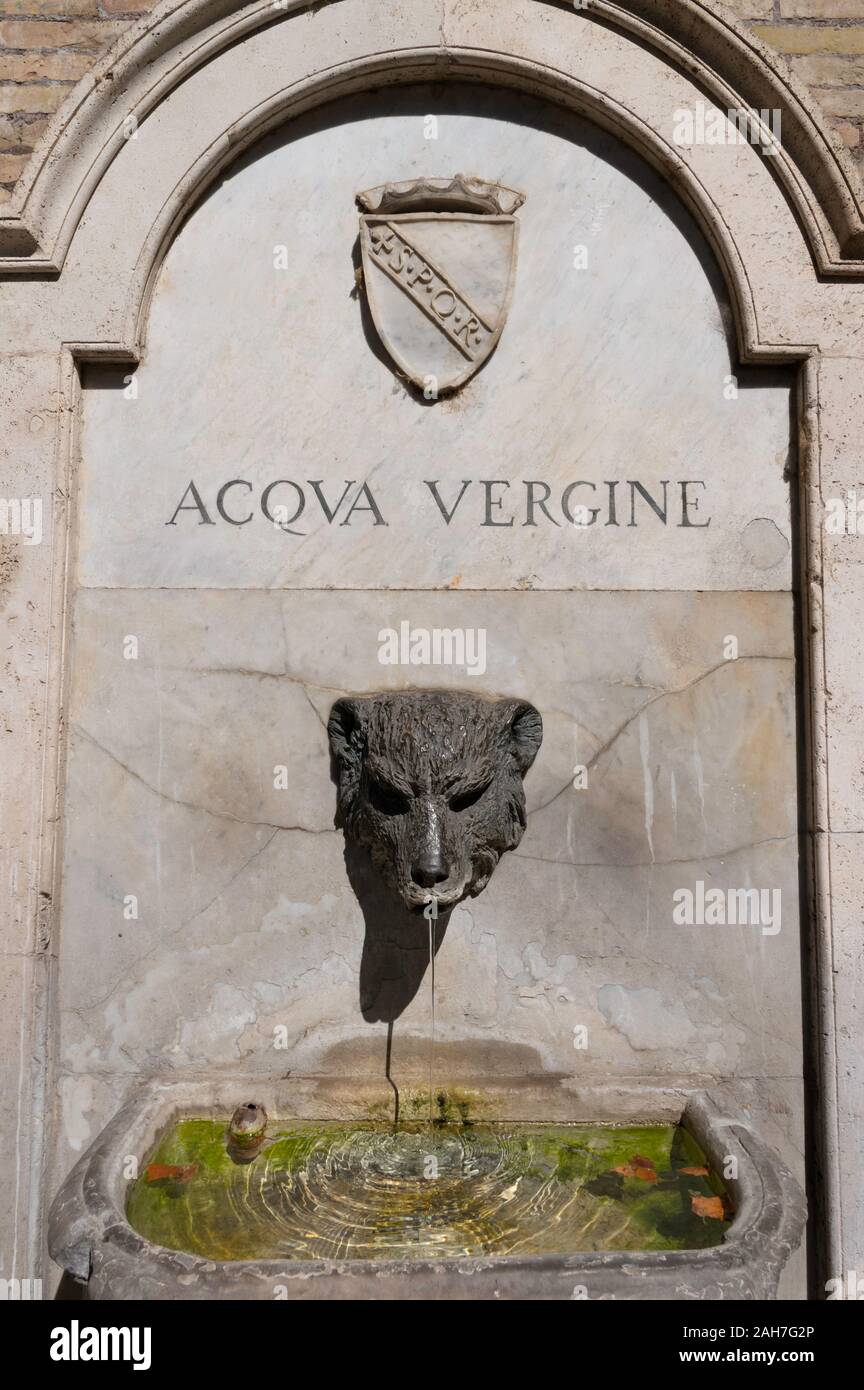 Artful water fountain, Rome, Italy Stock Photo