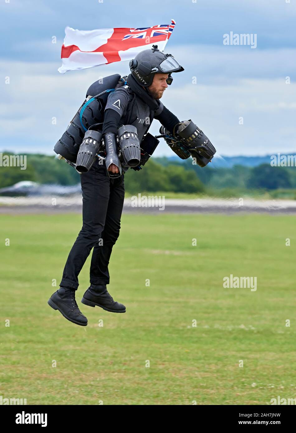 Richard Browning (Jet Man) demonstrates the Daedalus Flight Pack developed by Gravity Industries Stock Photo