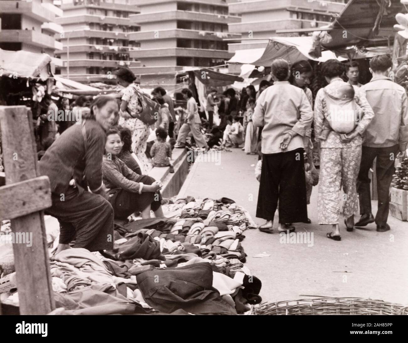 Hong Kong, Clothes market in Hong KongStreet traders display their