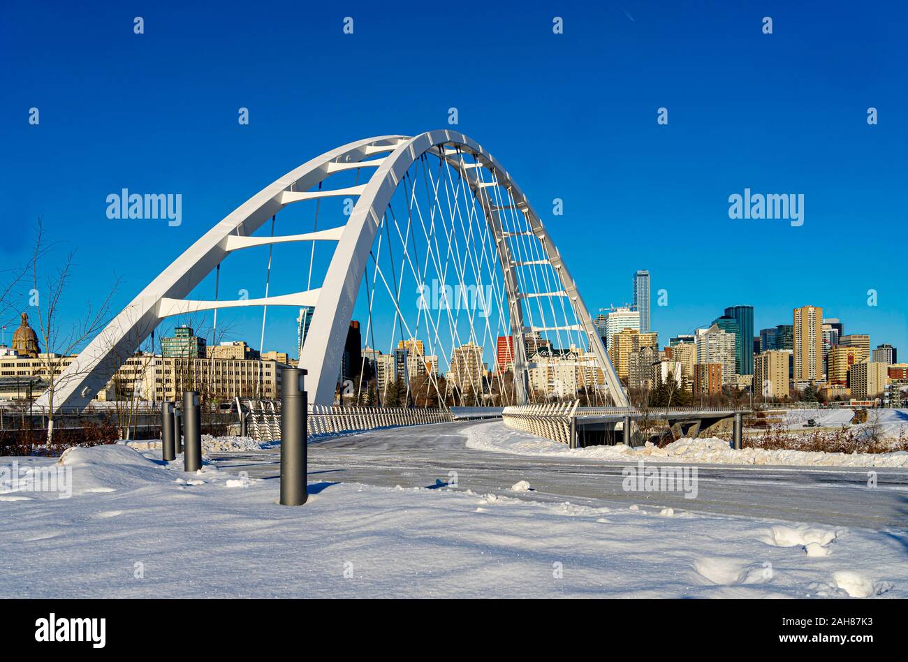 Walterdale bridge edmonton hires stock photography and images Alamy