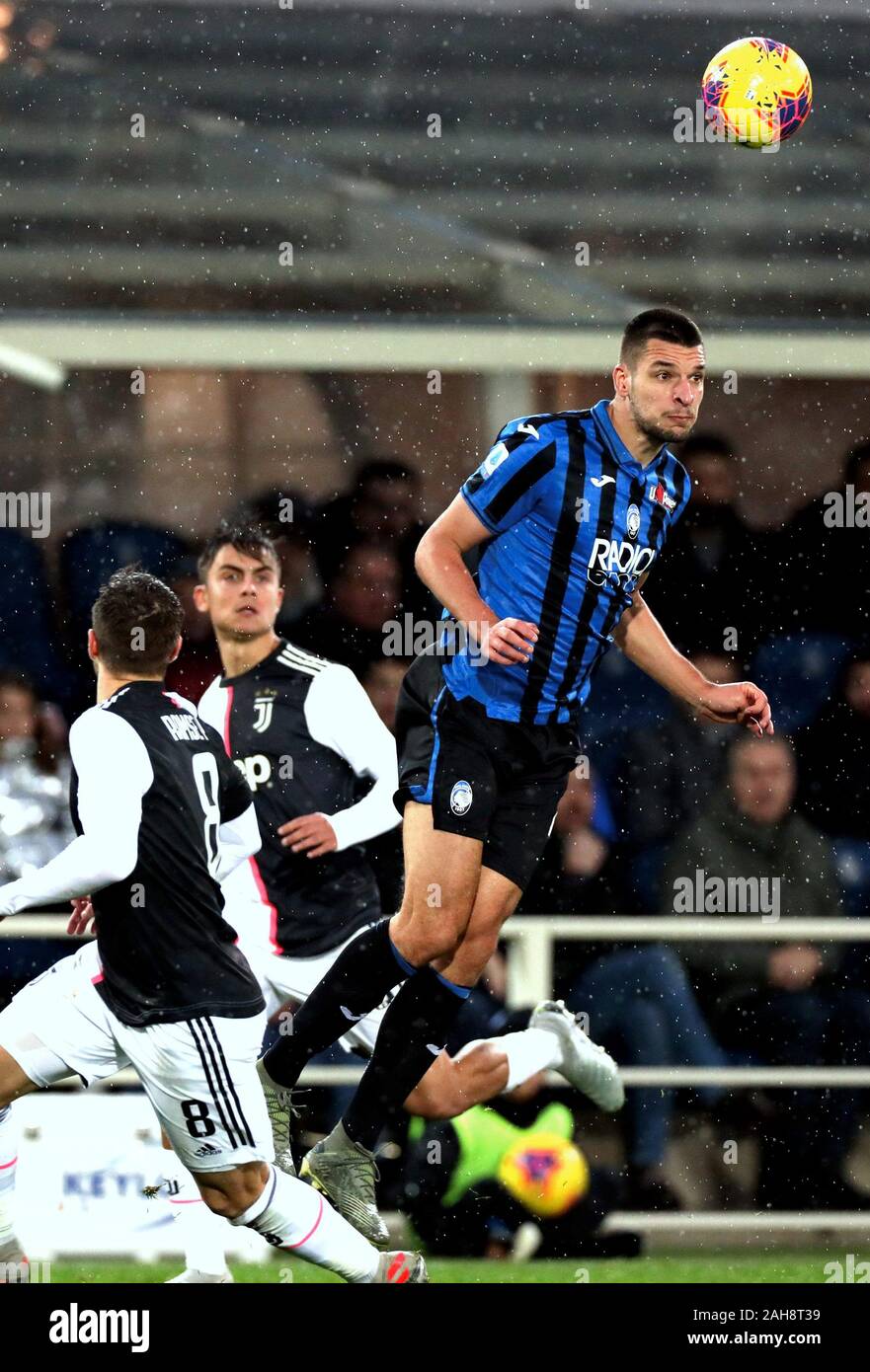 Bergamo Italy November 23 2019 Berat Djimsiti And Paulo