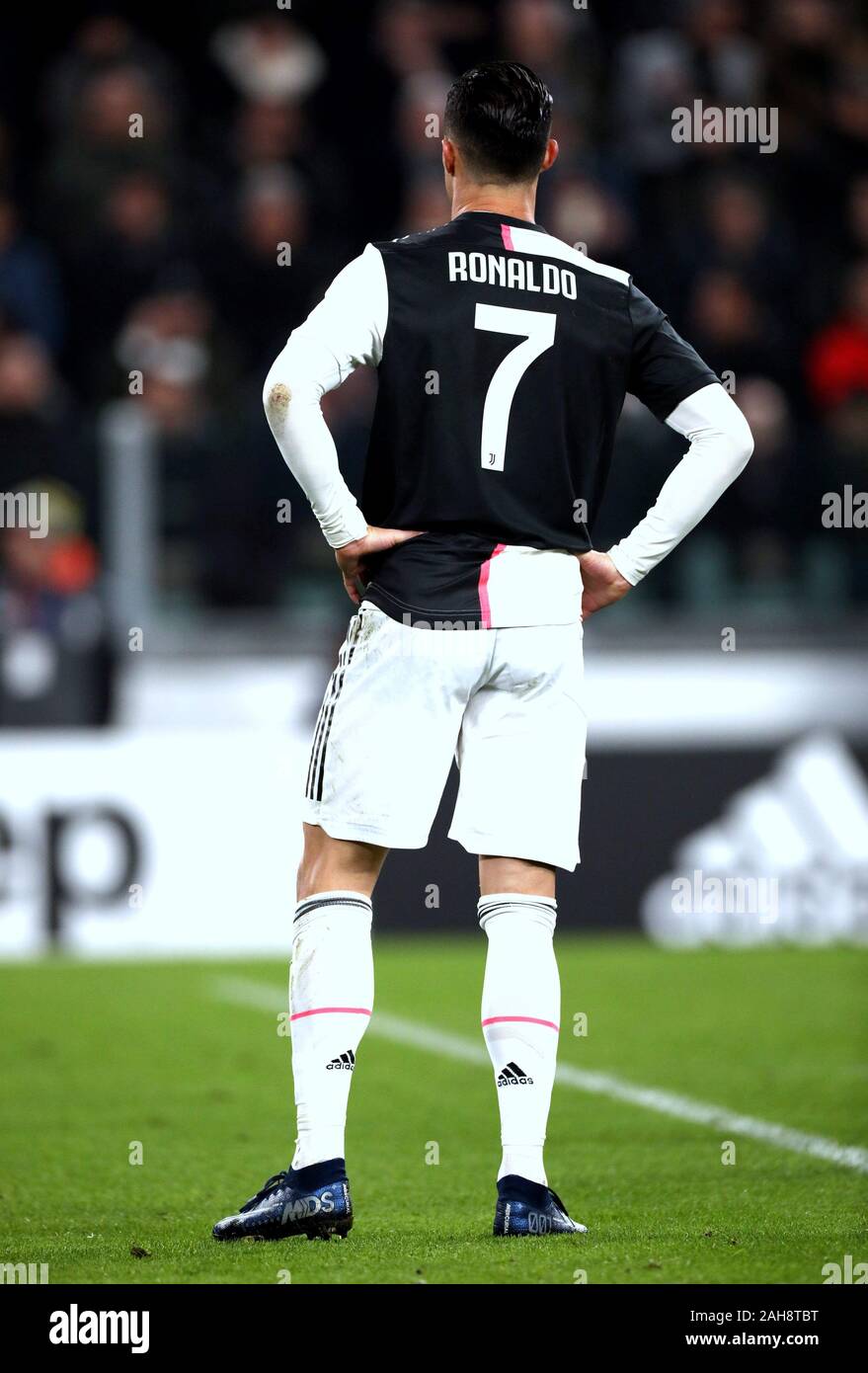 Supporters of Juventus FC in Official Store for New Jersey Number 7 of  Cristiano Ronaldo Editorial Photography - Image of number, emotions:  121874982