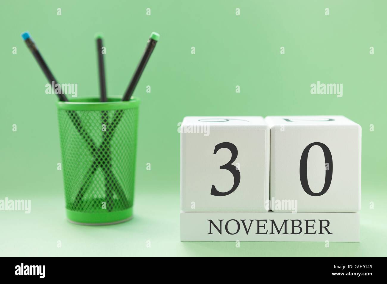 Desk calendar of two cubes for November 30 Stock Photo Alamy