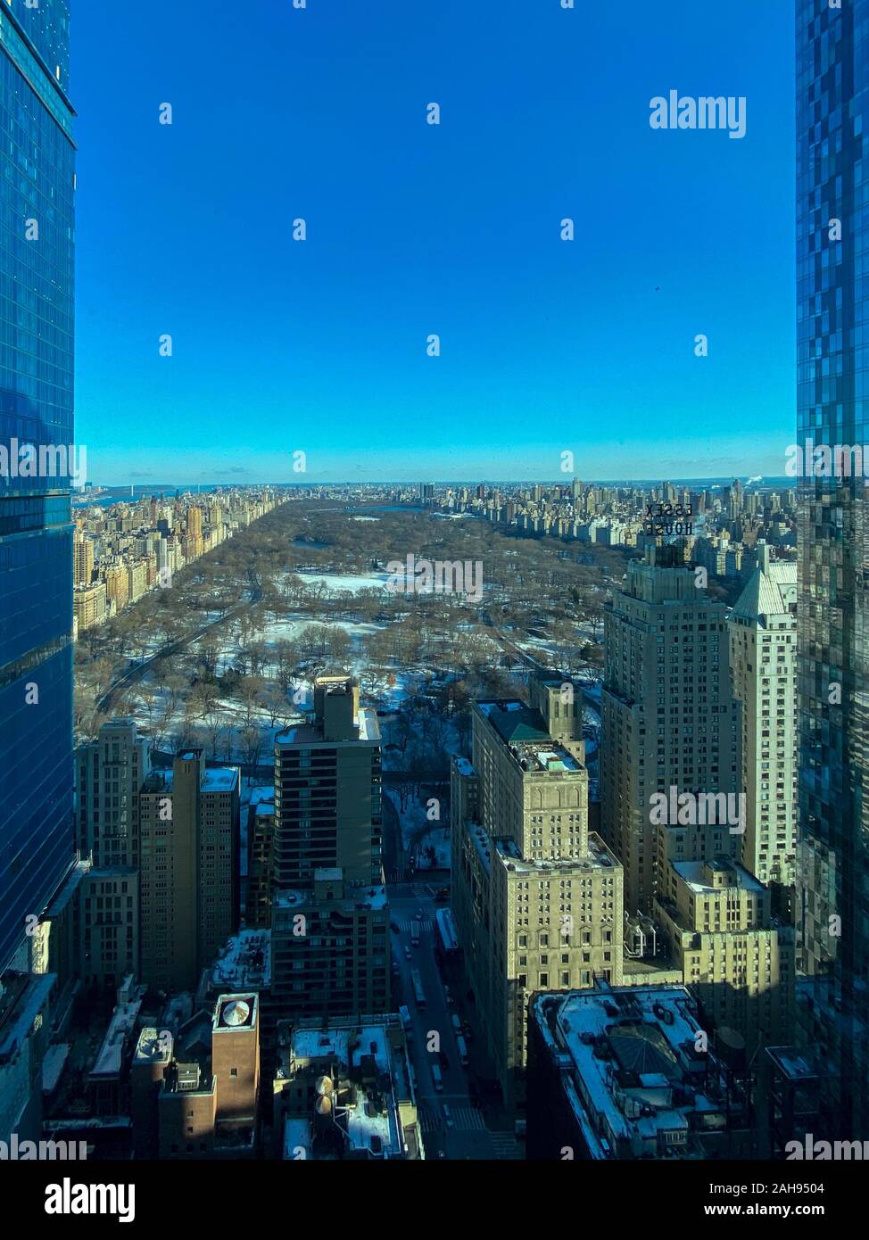 Aerial view of New York City looking from Midtown Manhattan unto ...