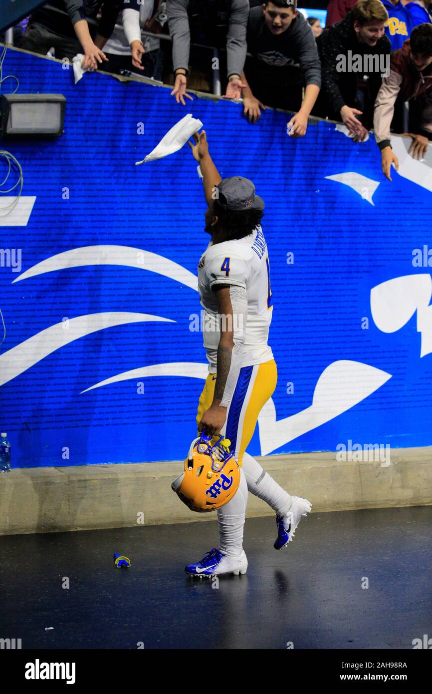 Detroit, Michigan, USA. 26th Dec, 2019. Pittsburgh Panthers running back Daniel Carter (4) throws his game worn towel into the crowd after the gameat the NCAA Quick Lane Bowl game between the Eastern Michigan Eagles and the Pittsburgh Panthers at Ford Field in Detroit, Michigan. JP Waldron/Cal Sport Media/Alamy Live News Stock Photo