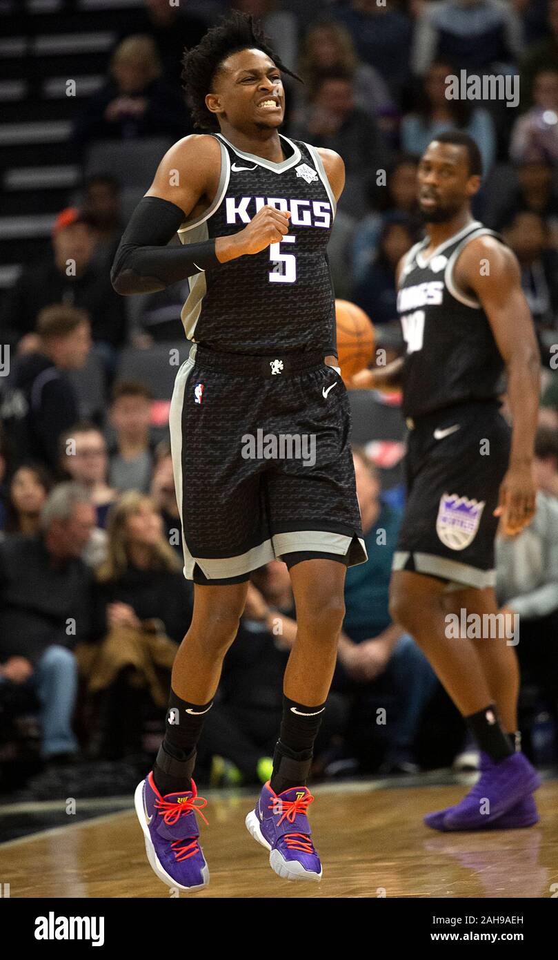 Golden 1 Center Sports Complex 15 Editorial Photography - Image of  photographer, side: 77943582