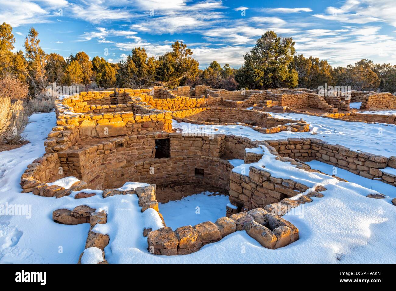 Snow surrounds the remains of mesa top Coyote Village on Chapin Mesa in Mesa Verde National Park, Colorado. Stock Photo