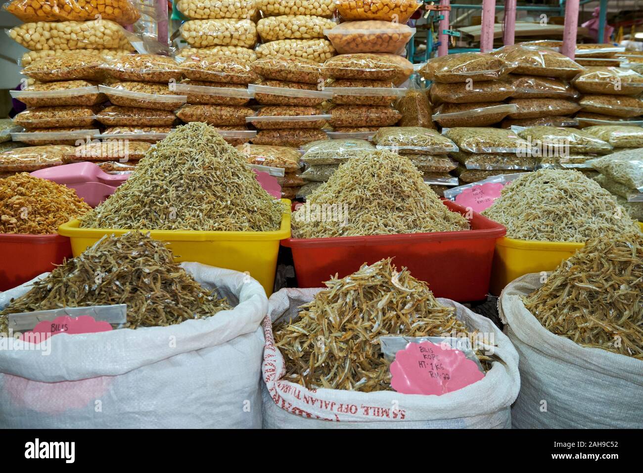 Malaysia dried fish hires stock photography and images Alamy