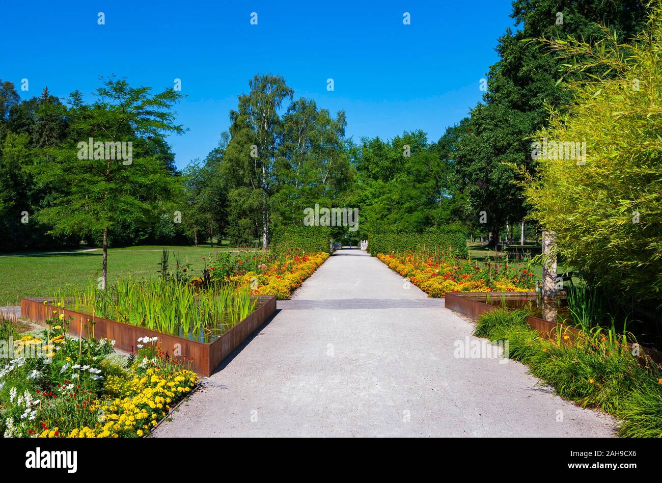 Flowerbeds along the way, Botanica Park, health resort, Bad Schallerbach, Hausruck Quarter, Upper Austria, Austria Stock Photo