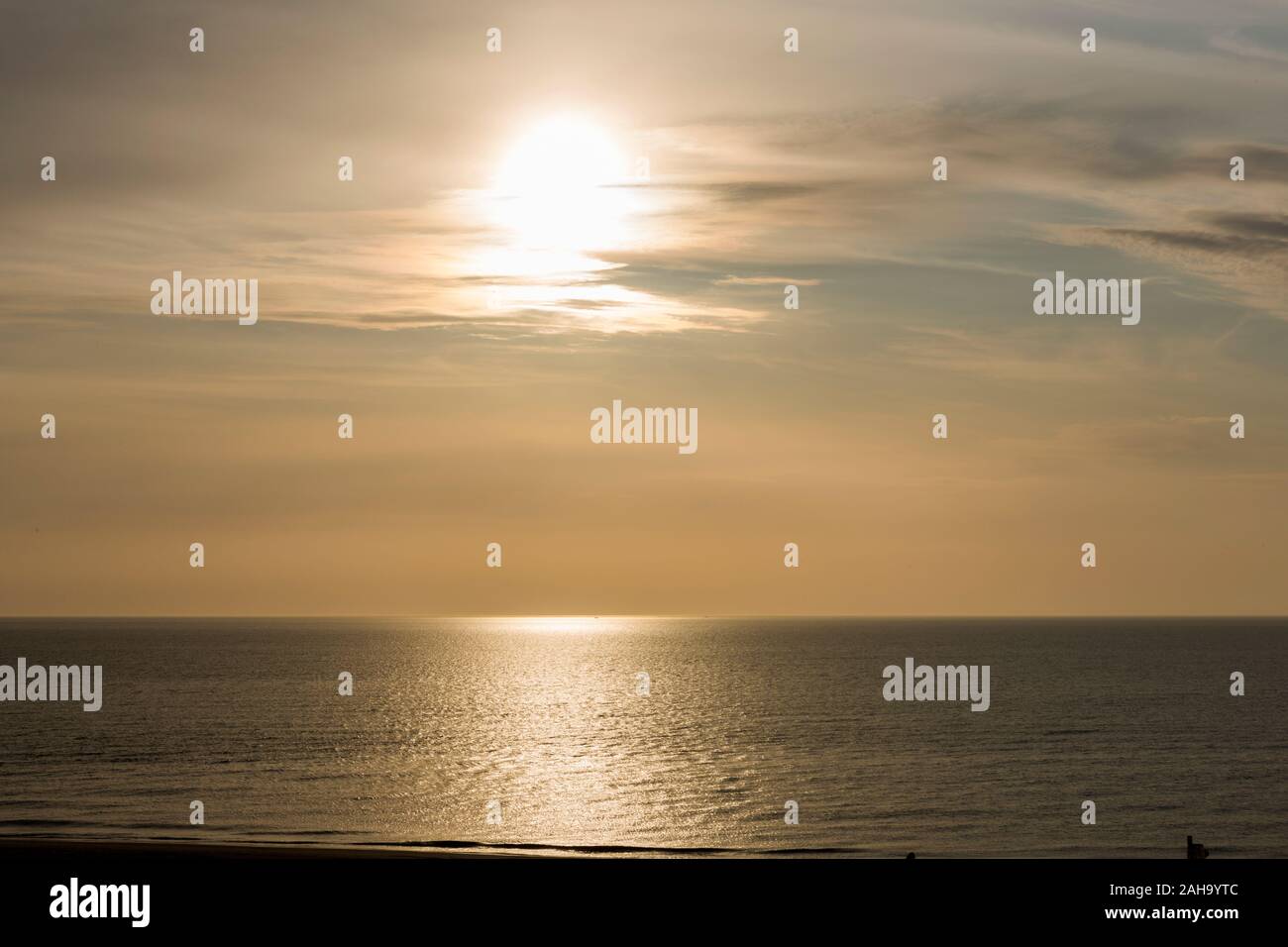 Meer, Wolken, Abendsonne, Wenningstedt, Sylt Stock Photo