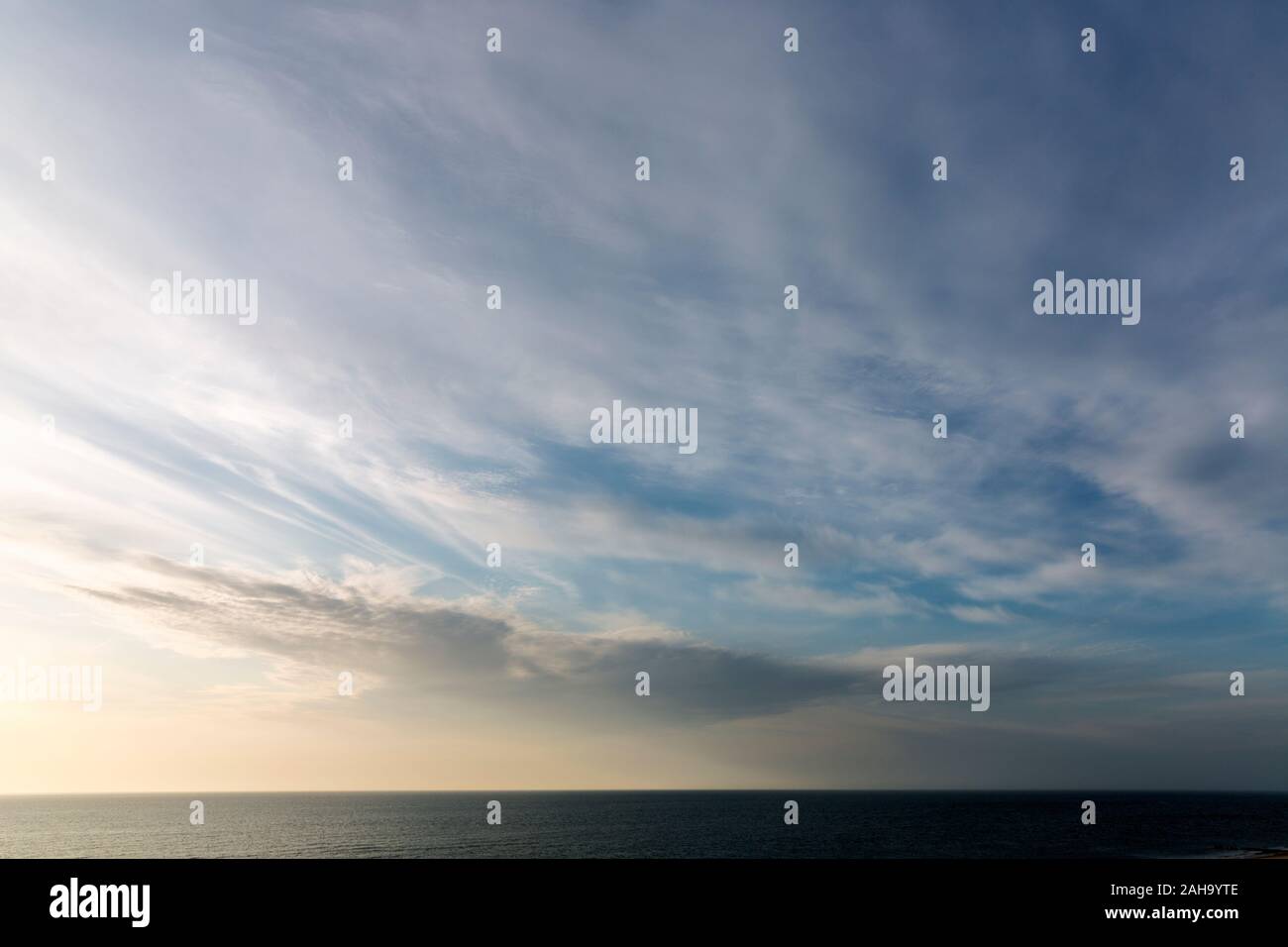 Meer, Wolken, Abendlicht, Wenningstedt, Sylt Stock Photo