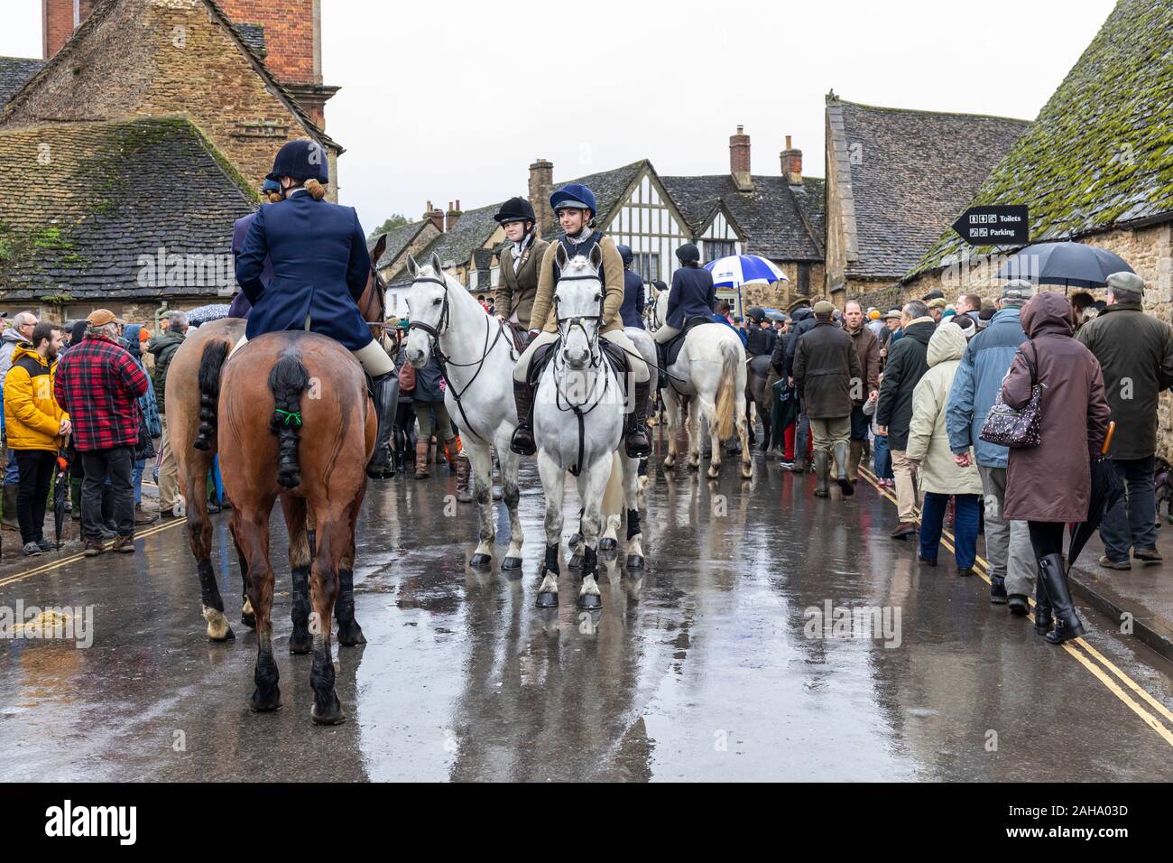 The traditional Avon Vale hunt held annually on Boxing Day from Lacock, Wiltshire, England, UK Stock Photo