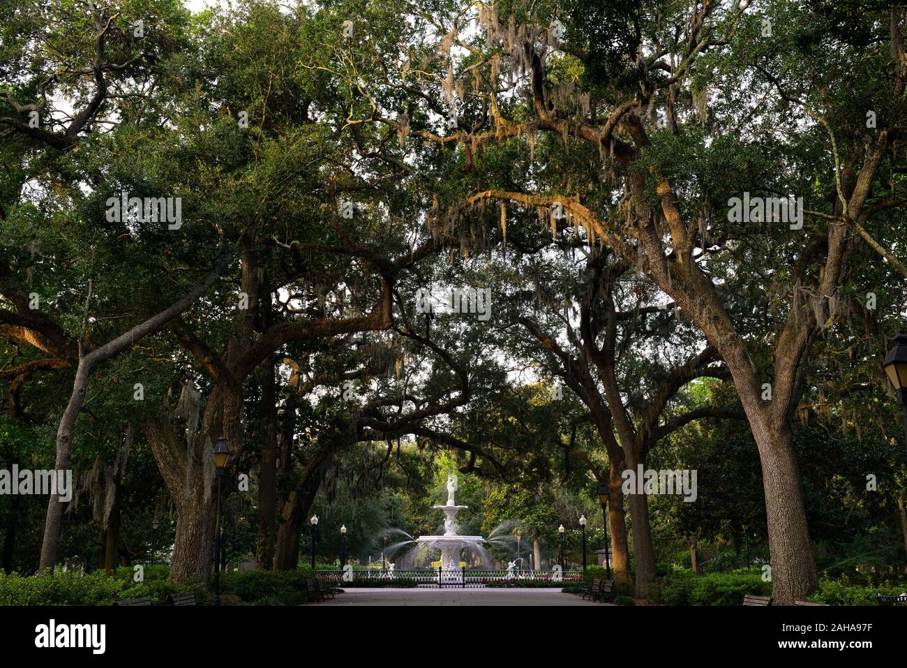 Forsyth Park fountain,Savannah,Georgia,USA,public parks,water feature,features,cast iron fountain,moss-hung oaks,park,RM USA Stock Photo