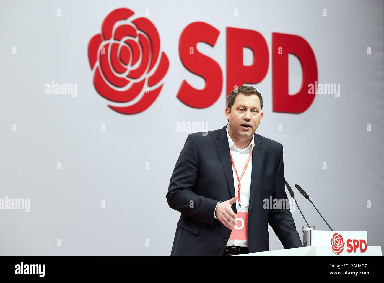 06.12.2019, Berlin, Berlin, Germany - Lars Klingbeil, Secretary-General of the SPD, on the podium with his speech at the opening of the Federal Party Stock Photo
