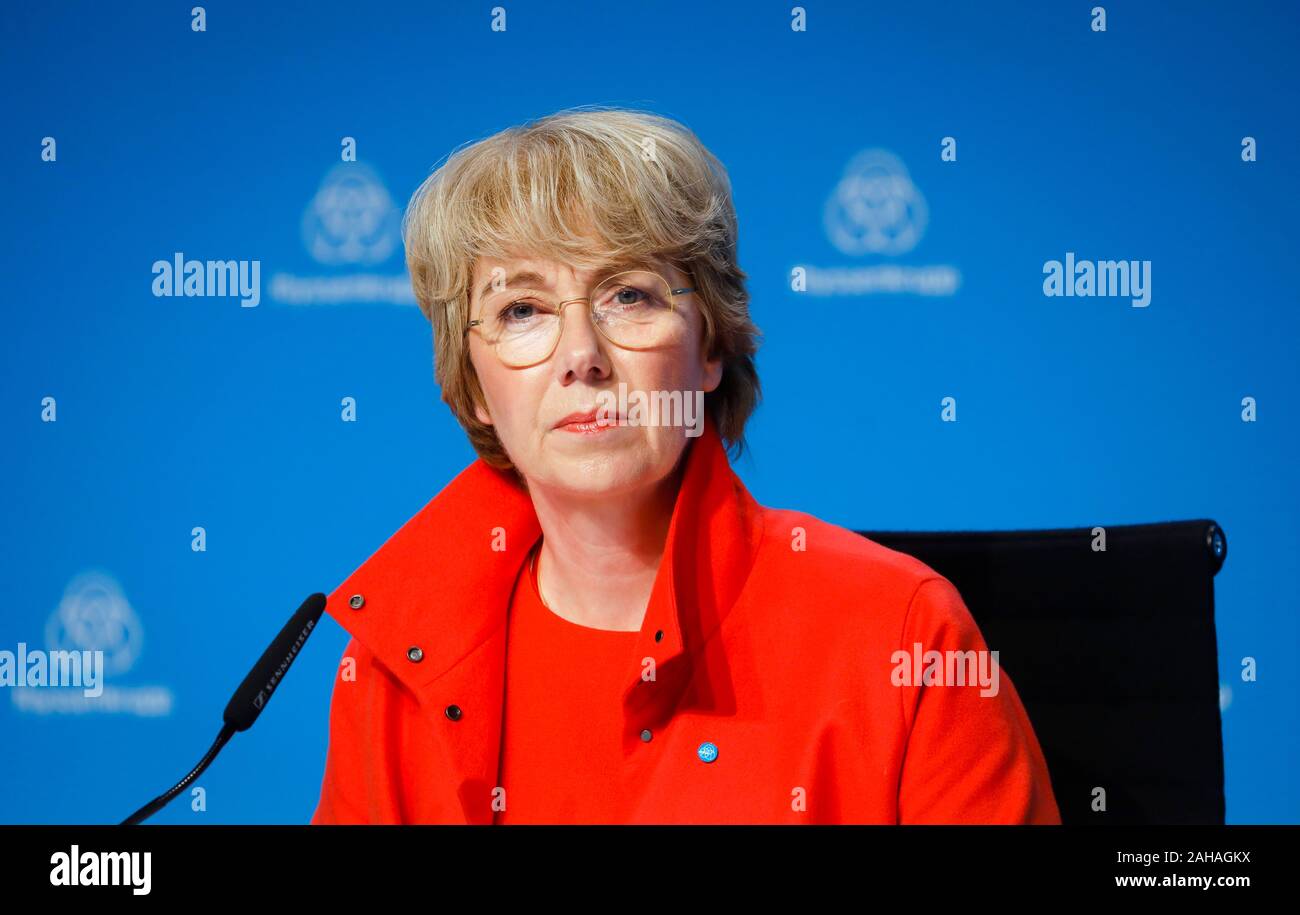 21.11.2019, Essen, North Rhine-Westphalia, Germany - Martina Merz, Chairwoman of the Executive Board of ThyssenKrupp AG, Annual Press Conference in th Stock Photo