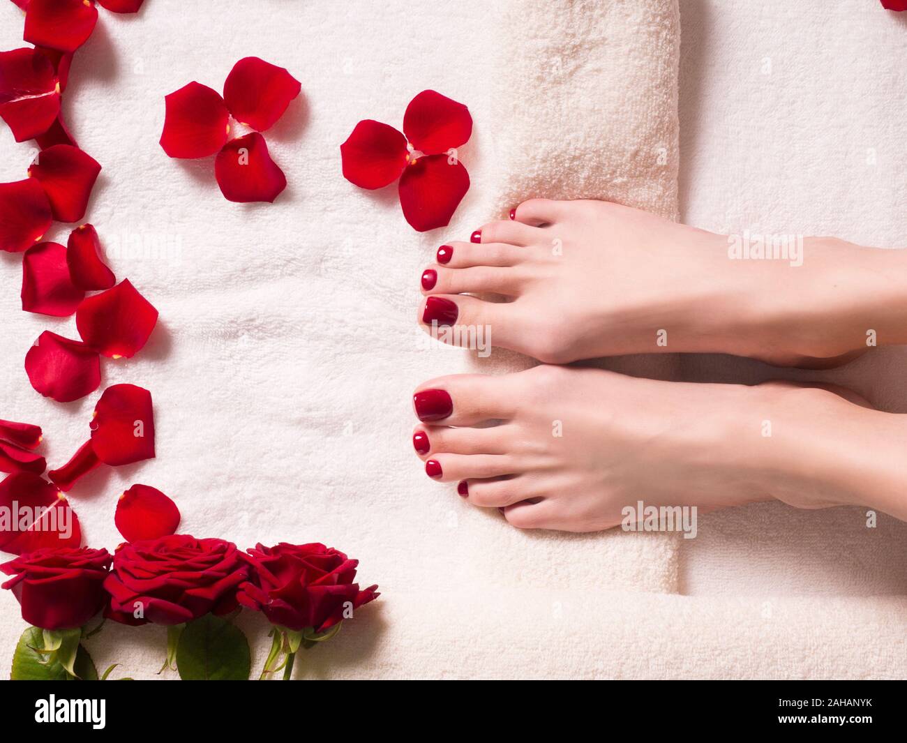 toe petals