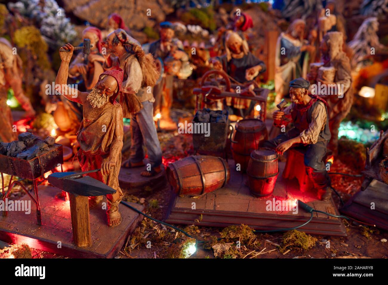 Nativity biblical creche hi-res stock photography and images - Alamy