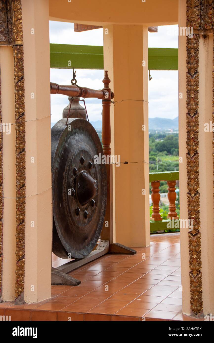 gong in the ancient temple at Kanchanaburi called Wat Tam Sua, Thailand Stock Photo