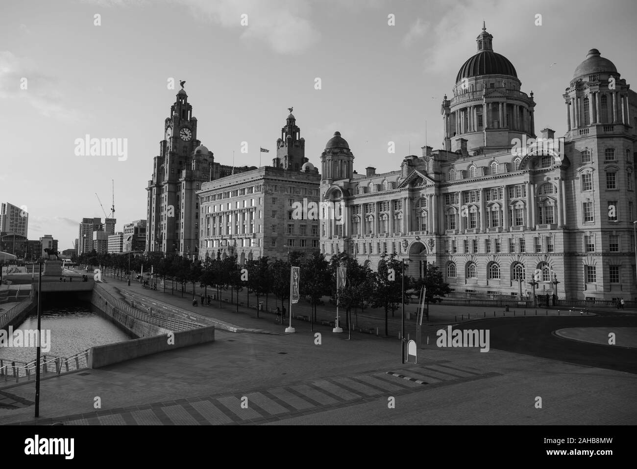 Liverpool street station Black and White Stock Photos & Images - Alamy