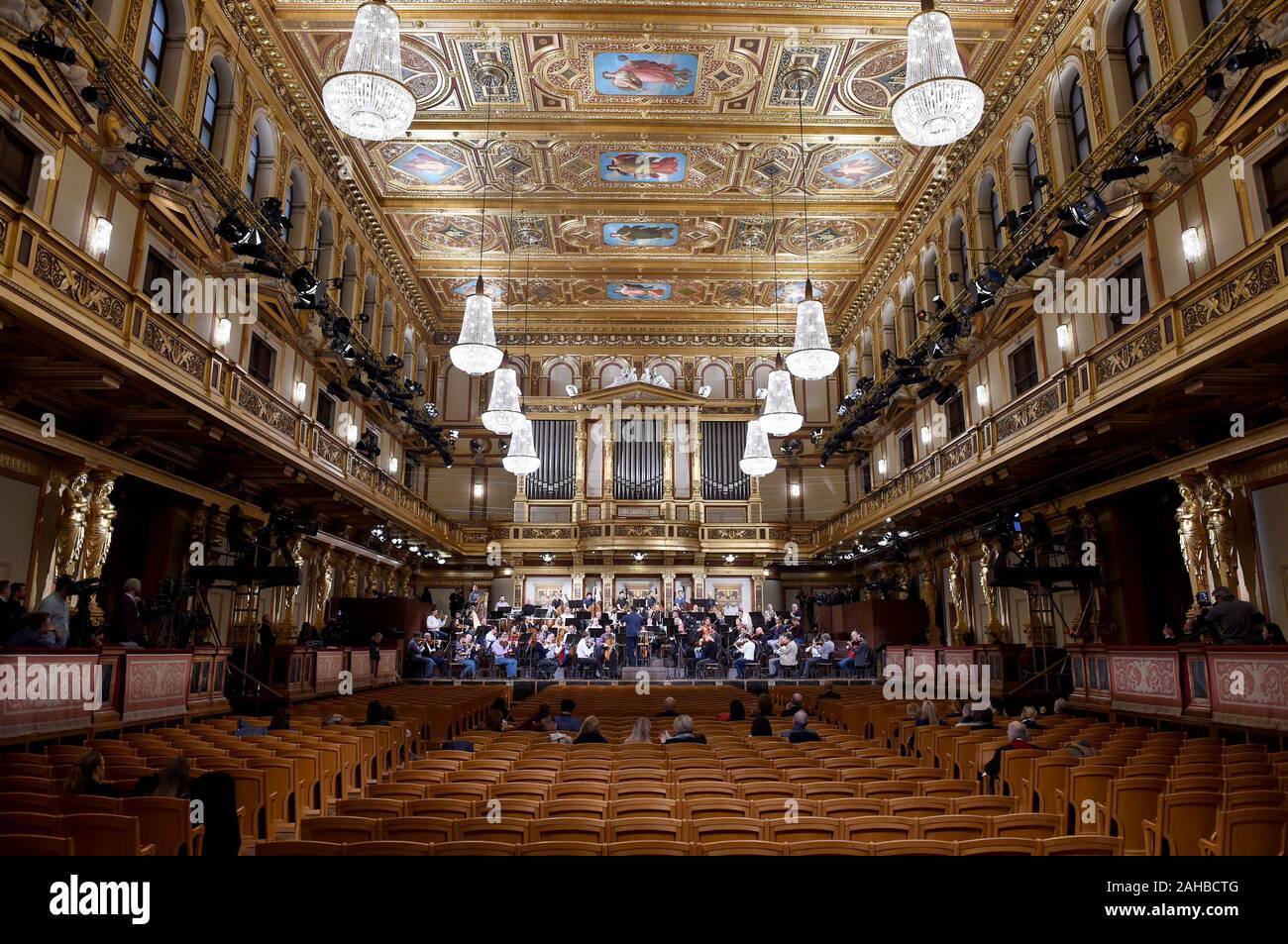 Musikverein golden hall hi-res stock photography and images - Alamy