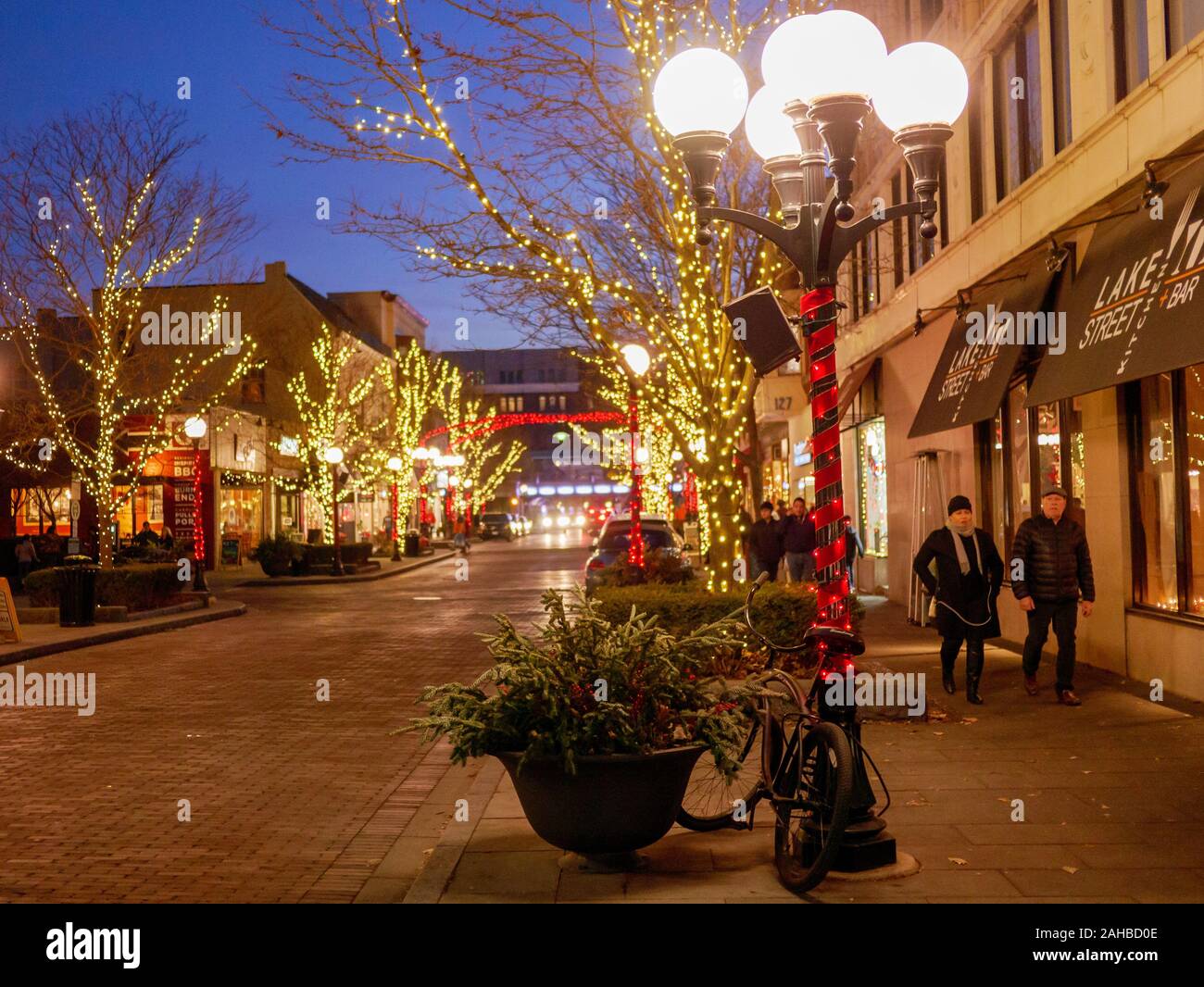 Downtown christmas decorations hires stock photography and images Alamy