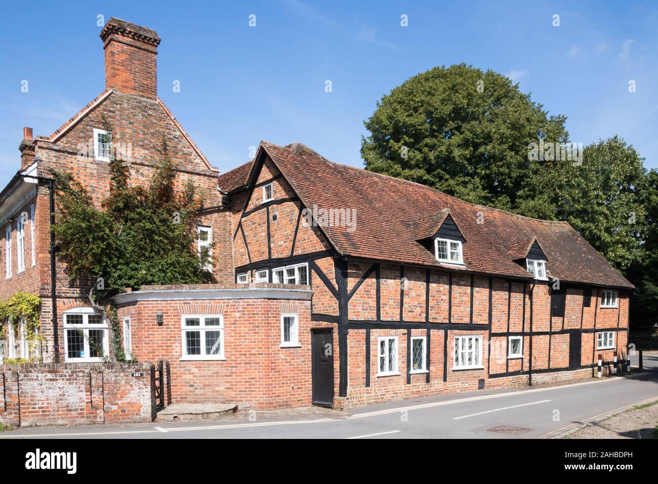 Typical grade II listed buildings in Amersham, Buckinghamshire, England Stock Photo