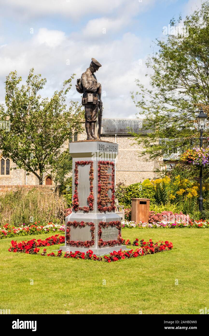 Amersham, England - August 22nd 2019: Ist world war memorial in the old town. The memorial is a focal point for remembrance services. Stock Photo